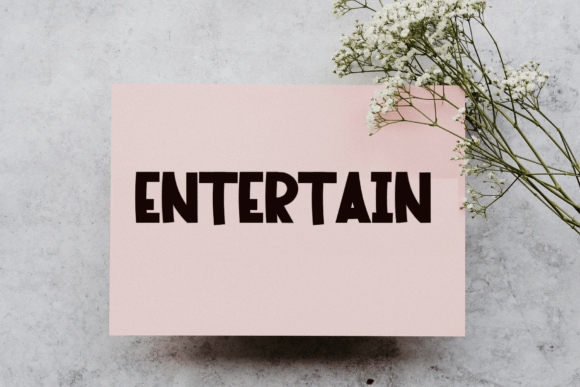 Entertain: A Refined Display Font for Modern Branding Projects
